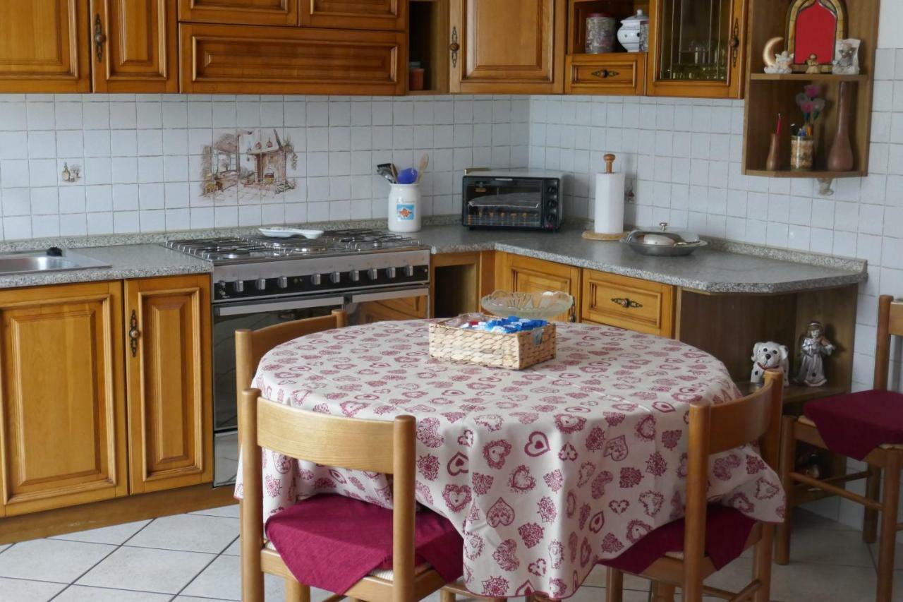 Petite Maison 2 Senin Exterior foto
